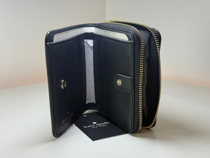 Cartera pequeña con cremallera Kate Spade Staci de piel Saffiano, nueva con etiquetas (NWT), modelo WLR00634