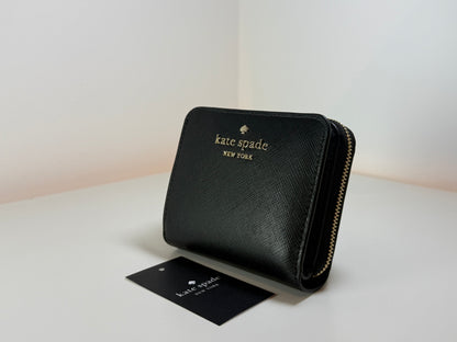 Cartera pequeña con cremallera Kate Spade Staci de piel Saffiano, nueva con etiquetas (NWT), modelo WLR00634