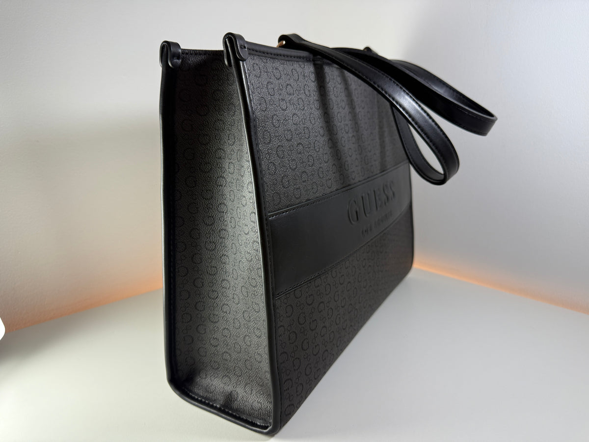 Bolso de hombro NWT Guess Devlon color carbón modelo SG962222