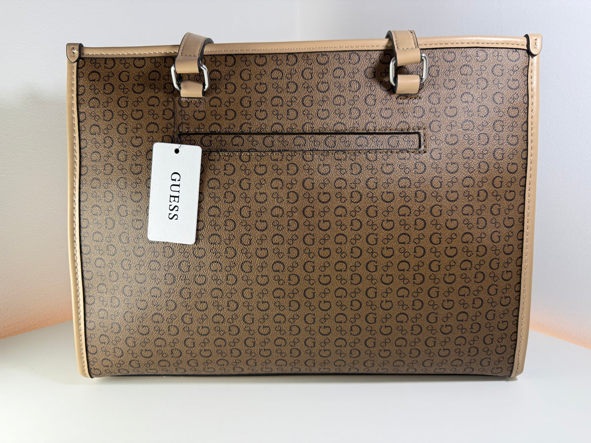 Bolso de hombro Guess SV212025 Sofia color cacao, nuevo con etiquetas