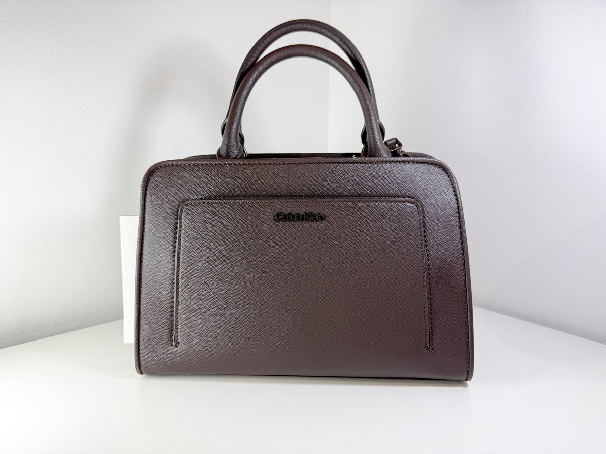 NWT Calvin Klein H4JD1PH2 Multifunctional Design — Worn as a Shoulder Bag or Crossbody Bag
