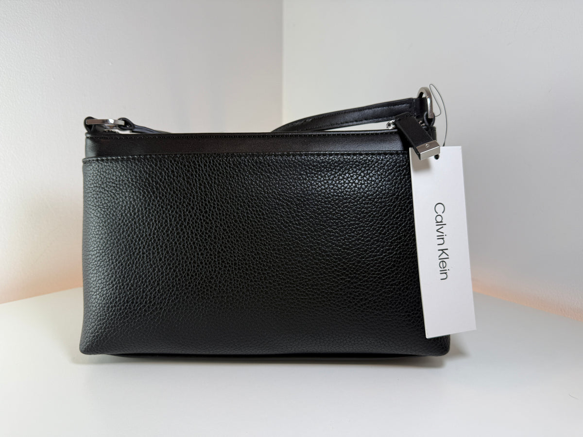 Bolso bandolera liso Calvin Klein H3GEY2TT, nuevo con etiquetas