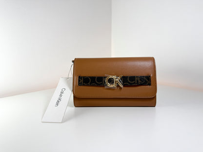 NWT Calvin Klein H6DOJBE1 Monogram Large Flap Wallet