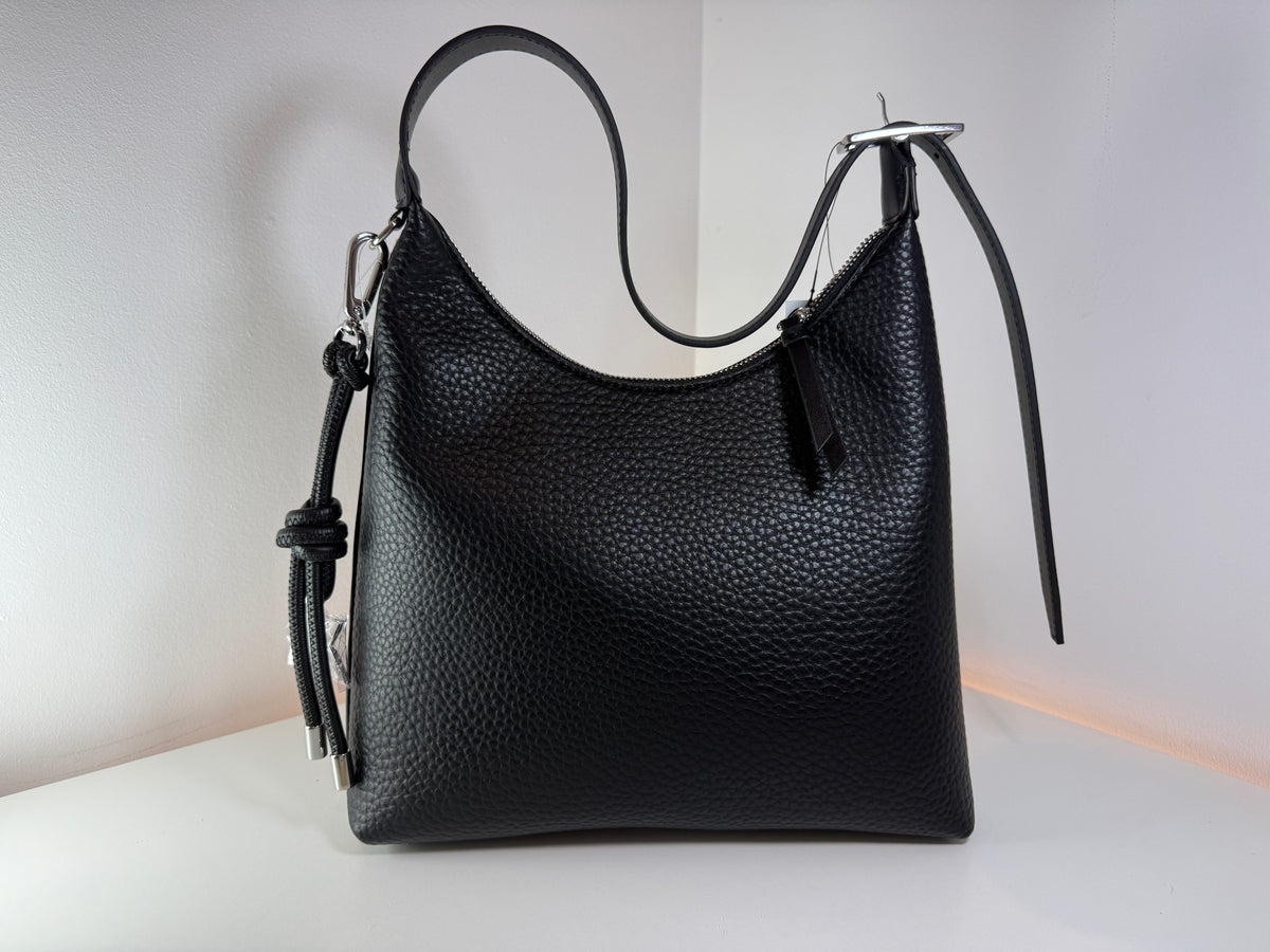Bolso de hombro Calvin Klein negro/plateado, nuevo con etiquetas (NWT), modelo H6GCAAN9
